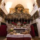 Avvicinandoci poi all�altare maggiore...